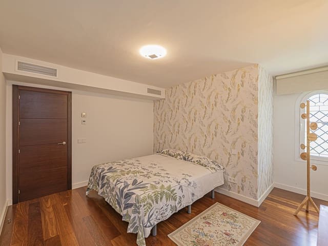 Image No.19-4 Bed Villa for sale