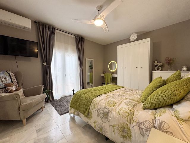Image No.22-4 Bed Villa for sale