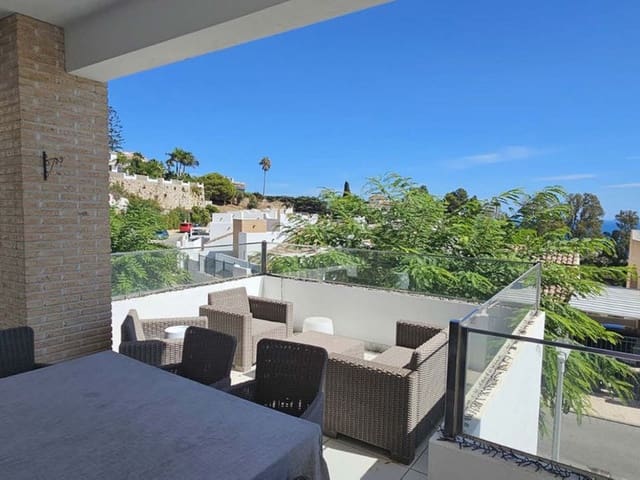 Image No.4-4 Bed Villa for sale
