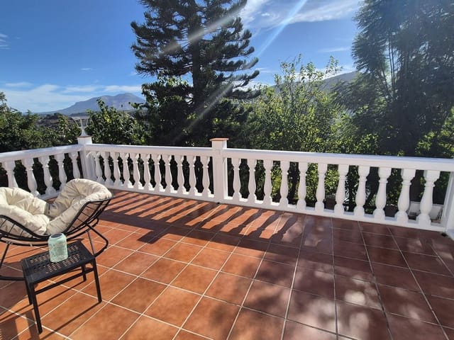 Image No.3-4 Bed Villa for sale