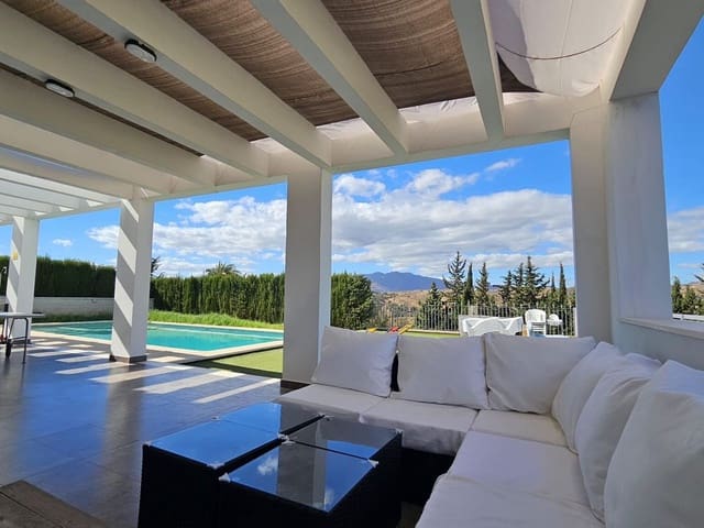 Image No.3-Villa de 8 chambres à vendre à Mijas