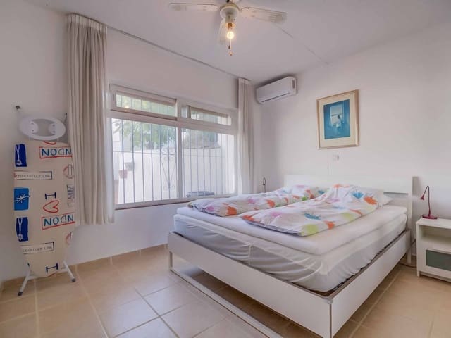 Image No.14-4 Bed Villa for sale