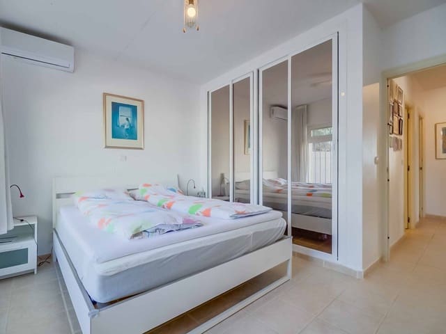Image No.16-4 Bed Villa for sale