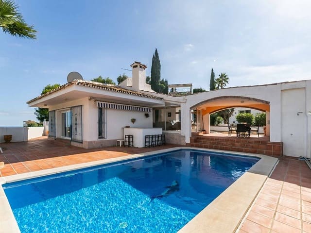 Image No.2-4 Bed Villa for sale
