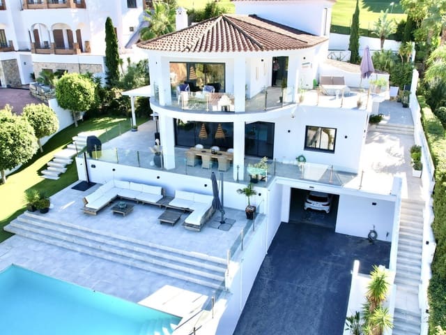 Image No.2-Villa de 4 chambres à vendre à La Cala De Mijas