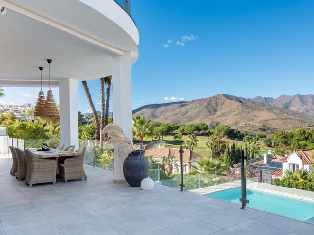 Image No.3-Villa de 4 chambres à vendre à La Cala De Mijas