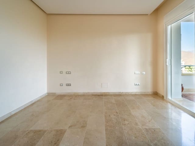 Image No.15-3 Bed Apartment for sale