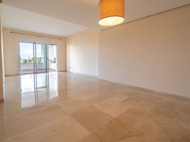 Image No.16-3 Bed Apartment for sale