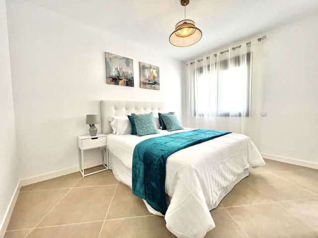 Image No.9-3 Bed Townhouse for sale