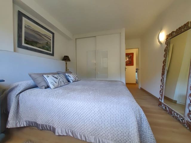 Image No.12-3 Bed Apartment for sale