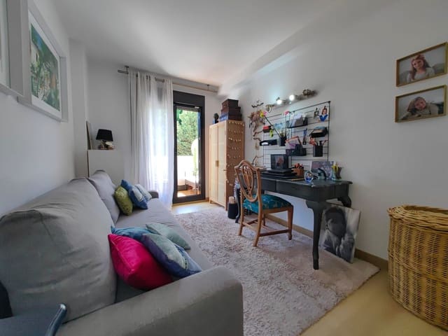 Image No.5-3 Bed Apartment for sale