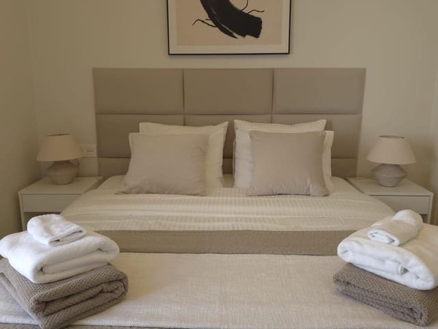 Image No.15-2 Bed Apartment for sale