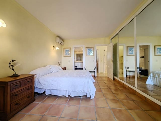 Image No.13-3 Bed Villa for sale