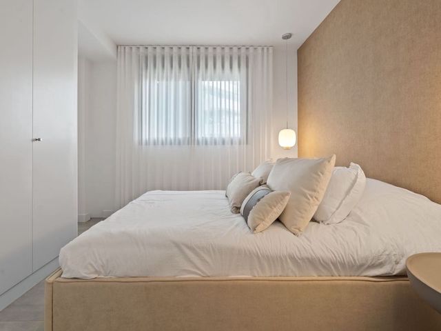 Image No.14-3 Bed Penthouse for sale
