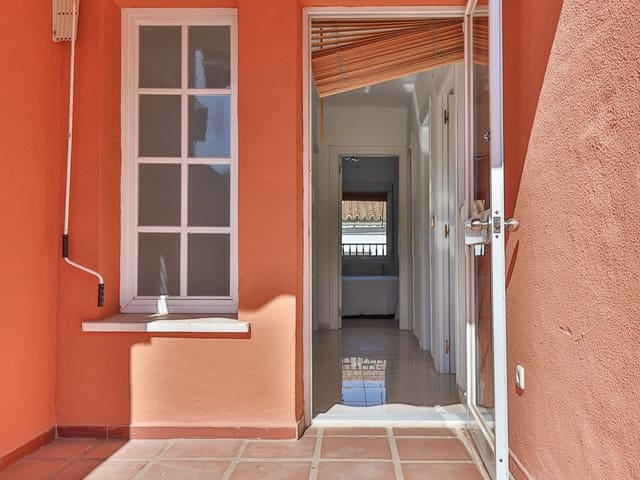 Image No.9-4 Bed Townhouse for sale