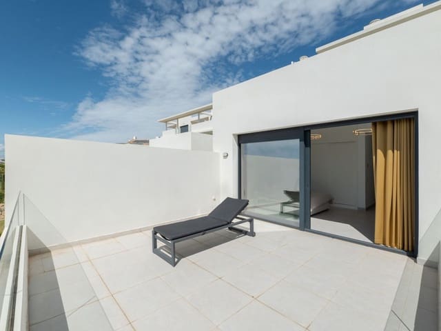 Image No.13-3 Bed Townhouse for sale