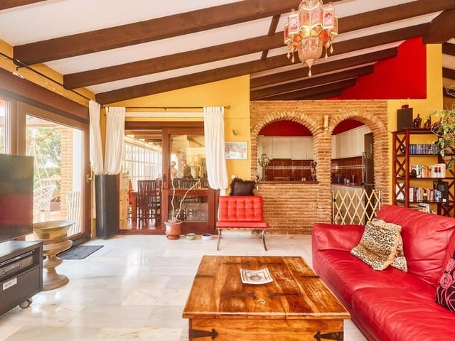 Image No.16-4 Bed Villa for sale