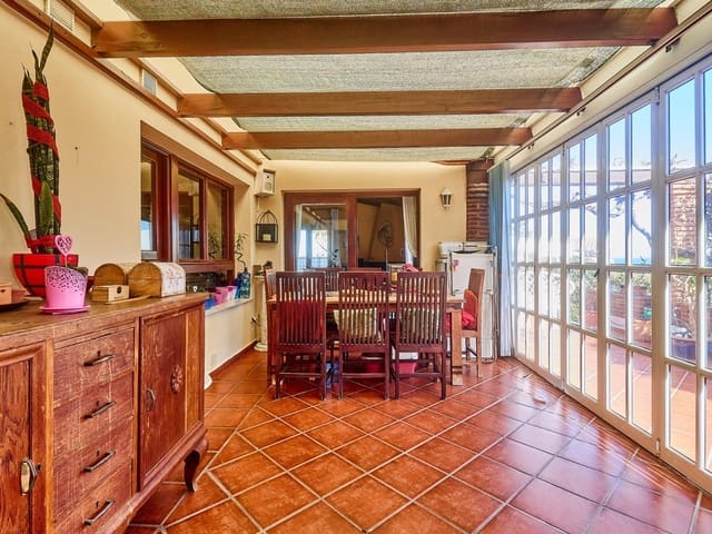 Image No.22-4 Bed Villa for sale