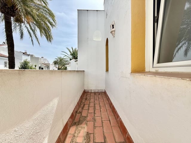 Image No.5-3 Bed Townhouse for sale