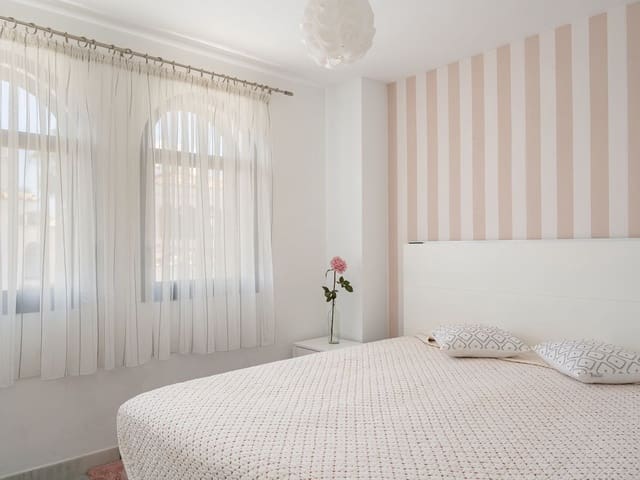 Image No.23-3 Bed Townhouse for sale