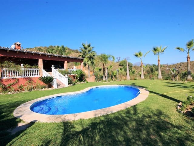 Image No.6-5 Bed Country House for sale