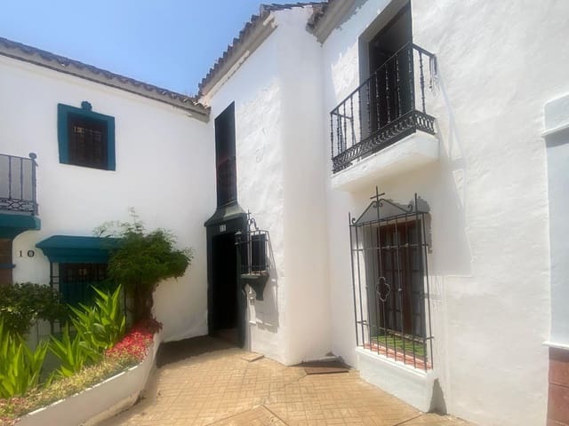 Image No.2-Maison de ville de 3 chambres à vendre à Guadalmina