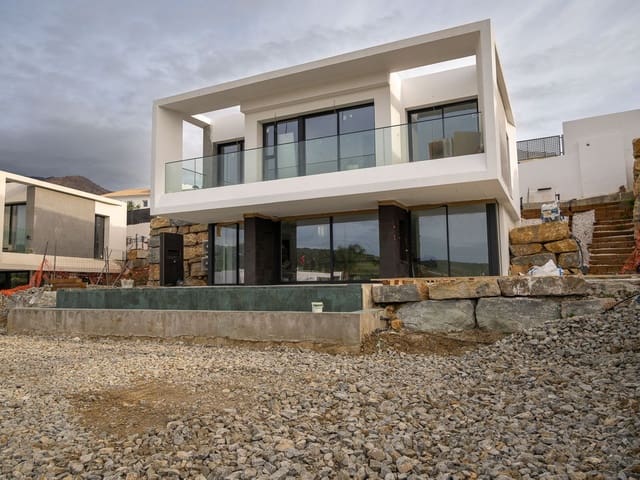 Image No.9-Villa de 4 chambres à vendre à Estepona