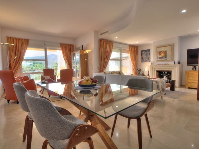 Image No.14-3 Bed Townhouse for sale