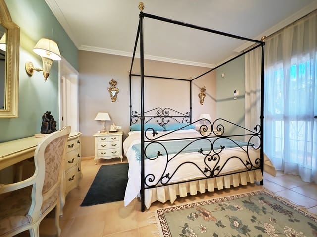 Image No.13-4 Bed Villa for sale