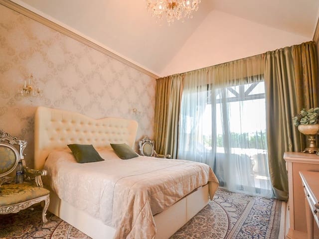 Image No.26-3 Bed Penthouse for sale
