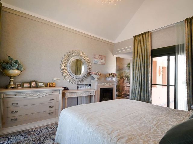 Image No.27-3 Bed Penthouse for sale