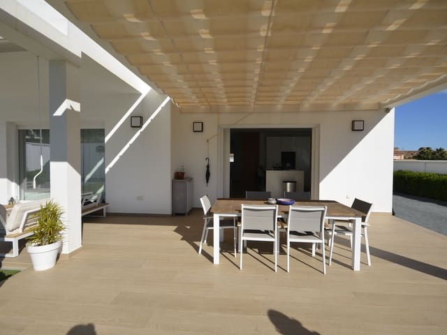 Image No.18-4 Bed Villa for sale