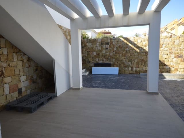 Image No.22-4 Bed Villa for sale