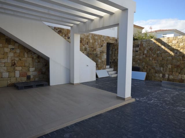 Image No.23-4 Bed Villa for sale
