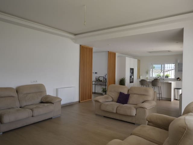Image No.28-4 Bed Villa for sale