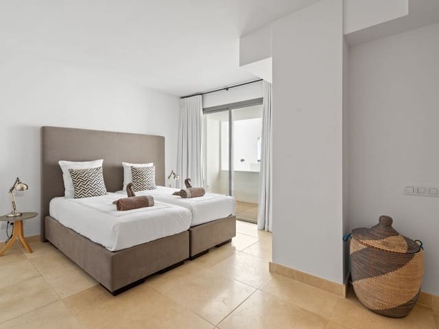 Image No.12-3 Bed Penthouse for sale