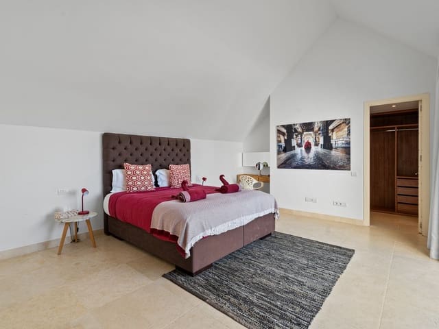 Image No.14-3 Bed Penthouse for sale
