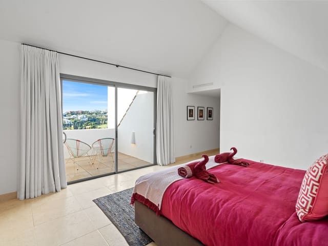 Image No.16-3 Bed Penthouse for sale