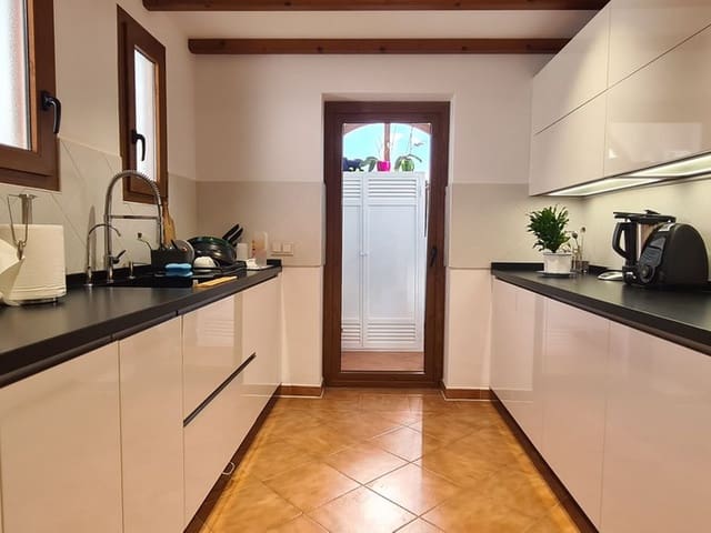 Image No.15-3 Bed Villa for sale