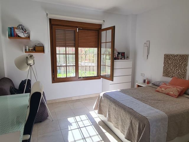 Image No.17-3 Bed Villa for sale