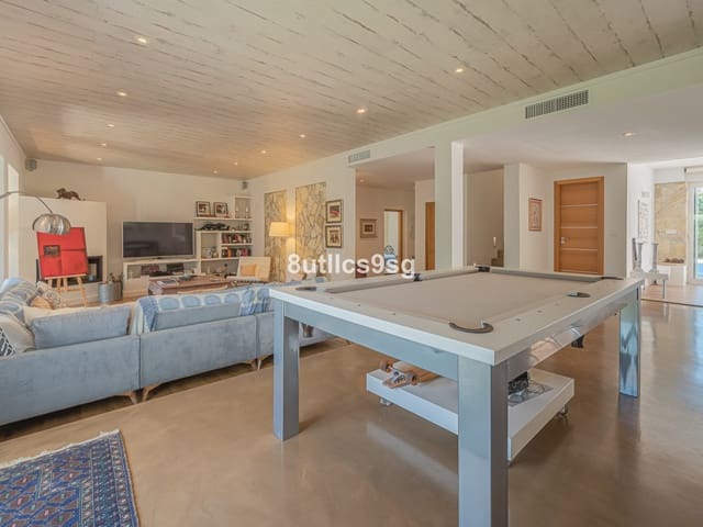 Image No.23-5 Bed Villa for sale