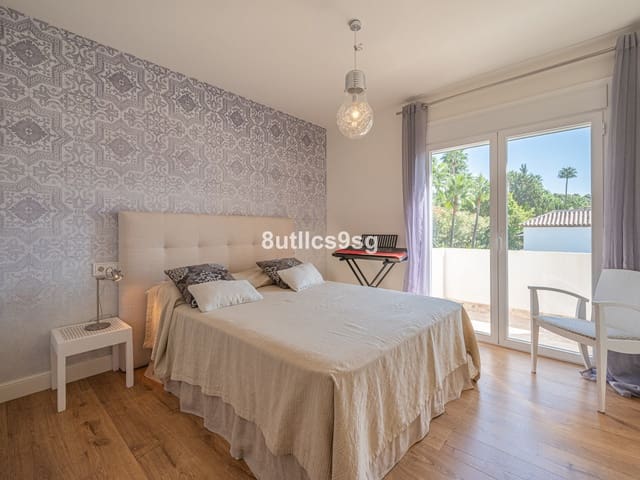 Image No.30-5 Bed Villa for sale