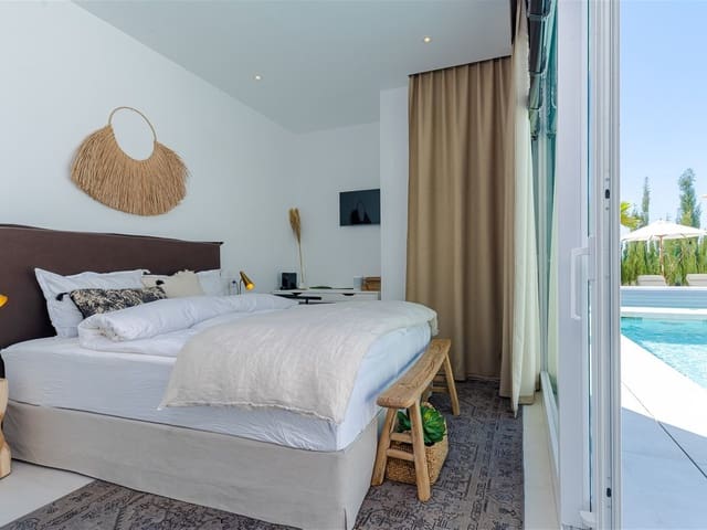 Image No.27-9 Bed Villa for sale