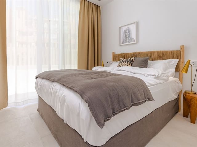 Image No.32-9 Bed Villa for sale