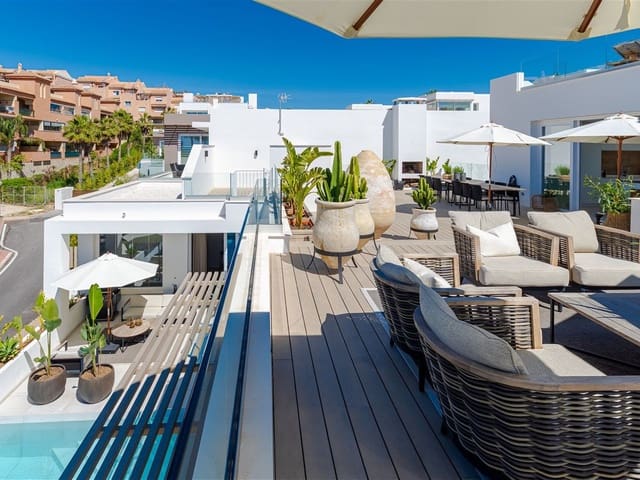 Image No.8-9 Bed Villa for sale