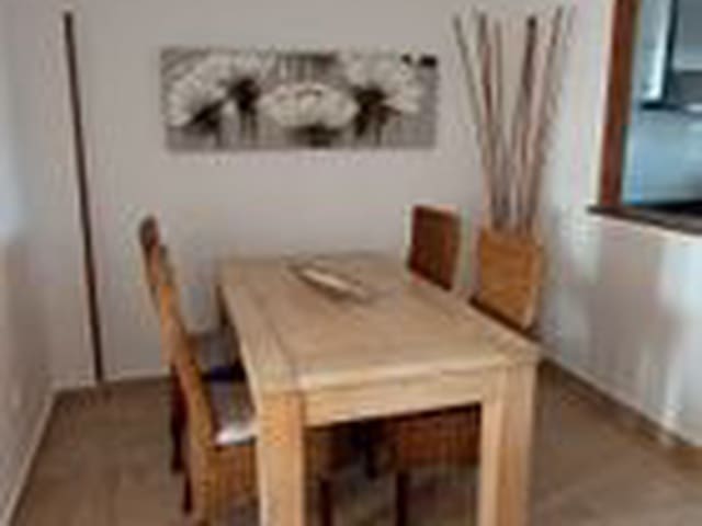 Image No.8-3 Bed Apartment for sale