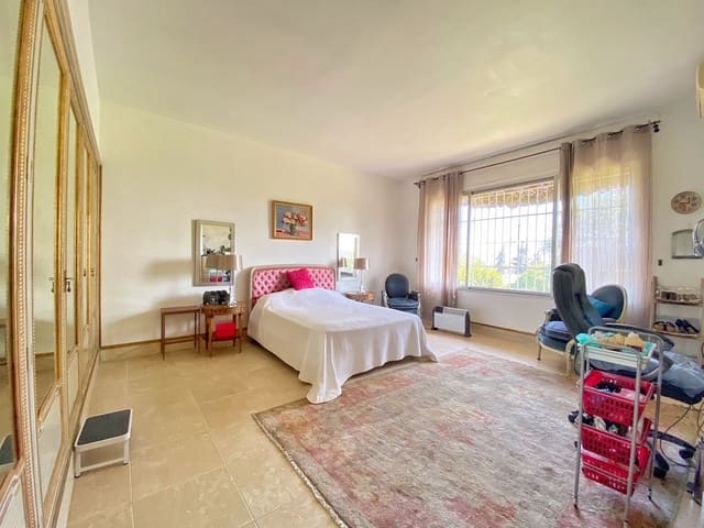 Image No.22-4 Bed Villa for sale