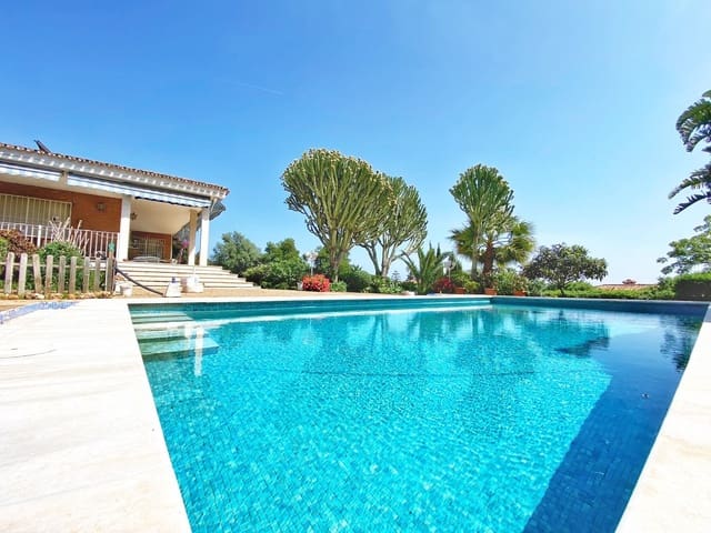 Image No.4-4 Bed Villa for sale