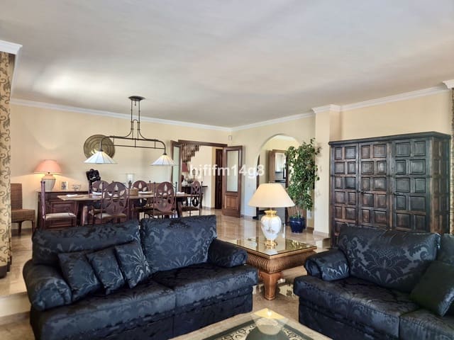 Image No.11-Villa de 3 chambres à vendre à Marbella