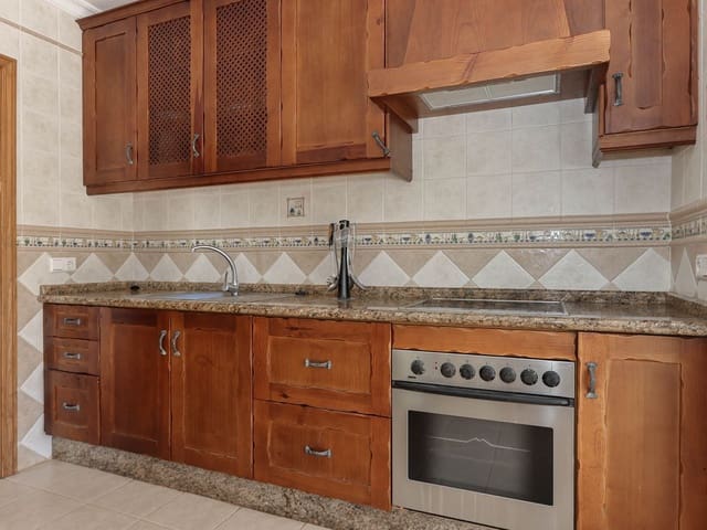 Image No.20-3 Bed Villa for sale